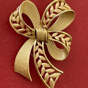 Frifari Vintage Brooch